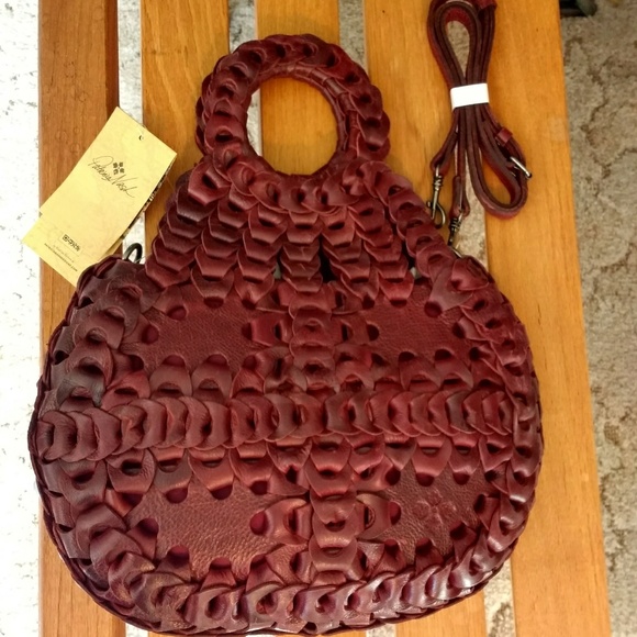 Patricia Nash Handbags - Patricia Nash Ticci Leather Chain Link Satchel!